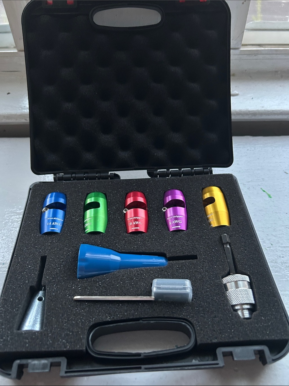 Multi-Color Electronics Wire Ferrule and Terminal Tool Kit nib